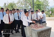 Senior Party official pays tribute to fallen heroes in Dien Bien province